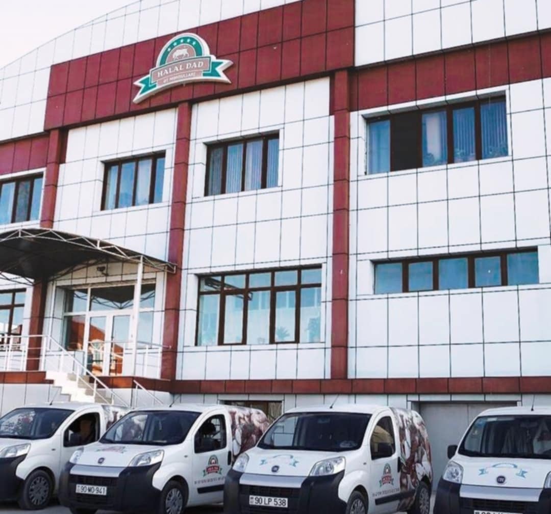 “Halal Dad”ın kolbasasının tərkibində zərərli əlavələr var -