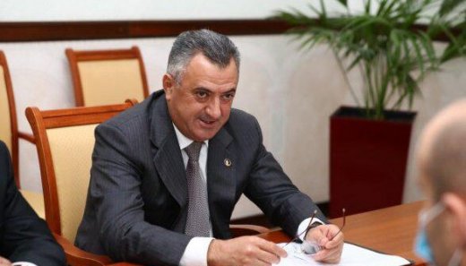 Abdin Fərzəliyev Xırdalanda qanunsuz tikintiyə necə icazə verib? -